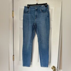 Women’s Old Navy Size 8 Skinny Jeans